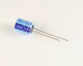35TWMS100 100.0000uf 35.0V capacitor.