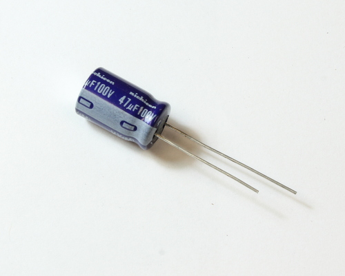 Конденсатор 47uf 100v
