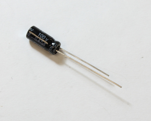 Конденсатор 47uf 100v