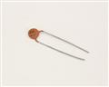 CCD471 470.0000pf 1000.0V capacitor.