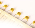 61V471MCEEA 470.0000pf 400.0V capacitor.