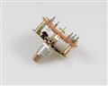 B49423-4MLR1 OAK GRIGSBY [2027004376] switch rotary  full size
